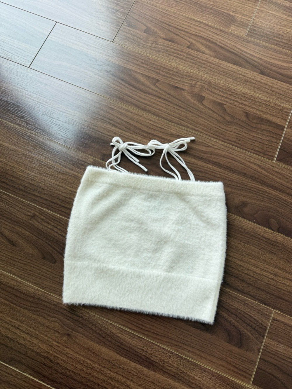 White Off-Shoulder Tie-Strap Crop Top with Butterfly Accent - Picture 3 of 4